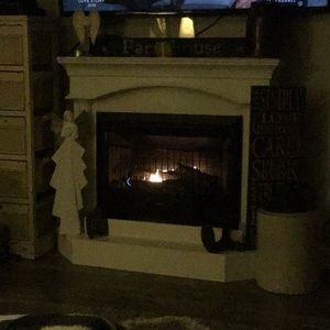 Meet your Posher, Connie